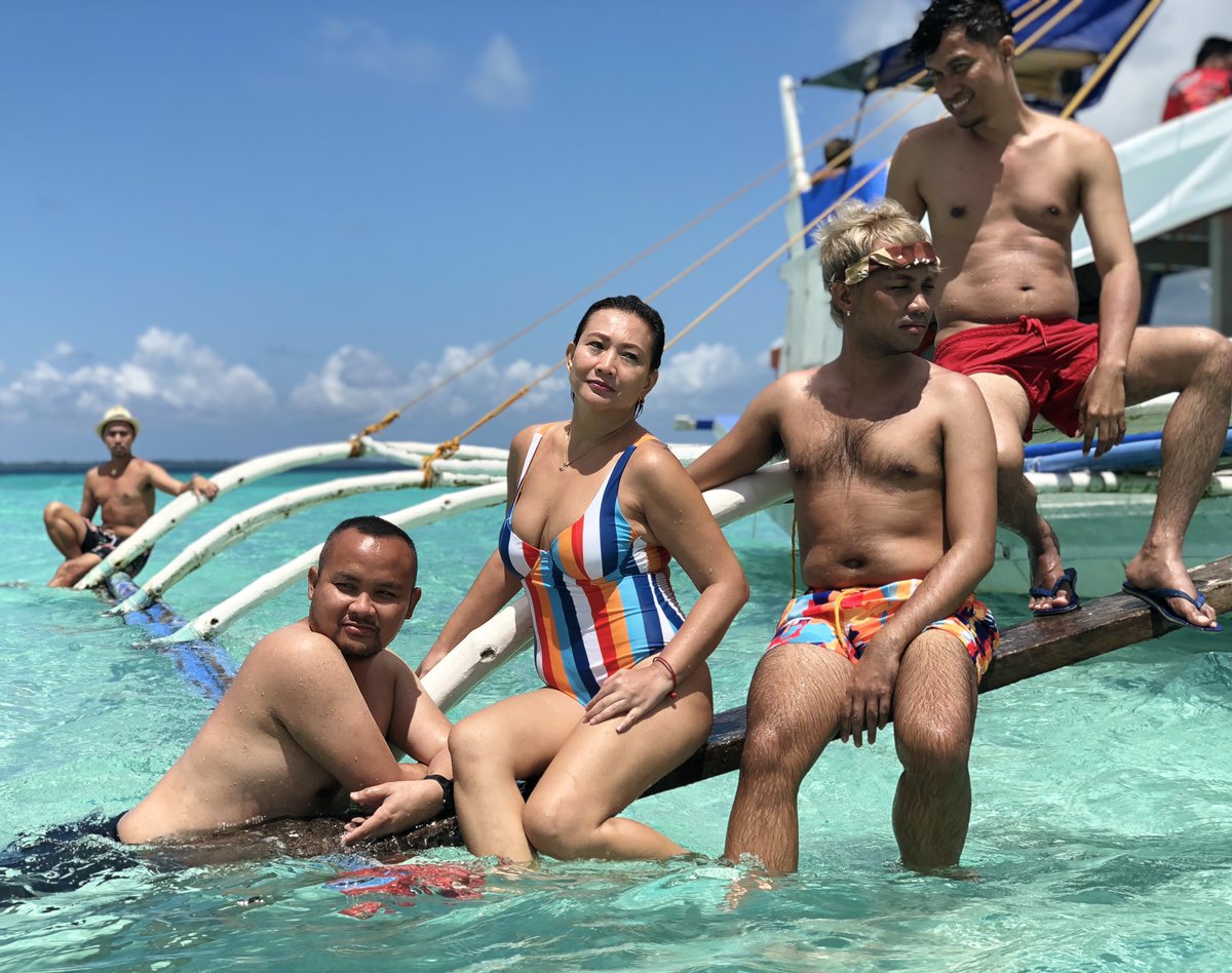 GentriSenyo's tweet photo. If doing a Balabac trip, plus points talaga if walang BV and diva sa group. Hahaha. The islands of Balabac are the best but it demands long tiring boat trips kaya dapat chill lang lahat. ππ #Balabac #triptayo https://t.co/k8aVICAGa4
