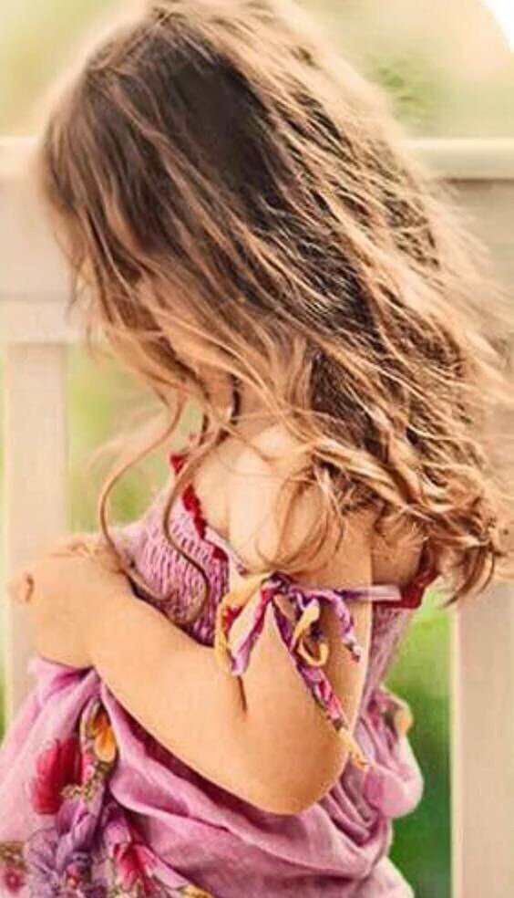 ne6__'s tweet photo. عندما تحب ⇜💓 
لا تأخذ جرعة كبيرة من الثقة بمن تحب ،،
إترك مكانًا لـ الخيبة و مكـاناً لـ إستيعابها 💔 https://t.co/5Dqpi8WeLN