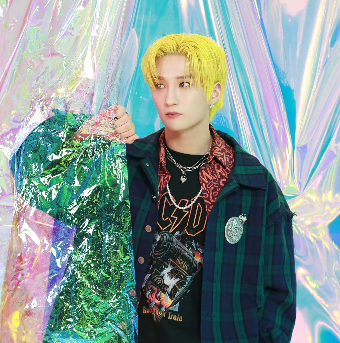 echanmelon's tweet photo. 💛💛 lemonCHAN 💛💛

#E_CHAN #이찬 #이창민
#다크비 #DKB 
#SOBER #안취해 

Cr. NAVER https://t.co/RS93VV4P8N