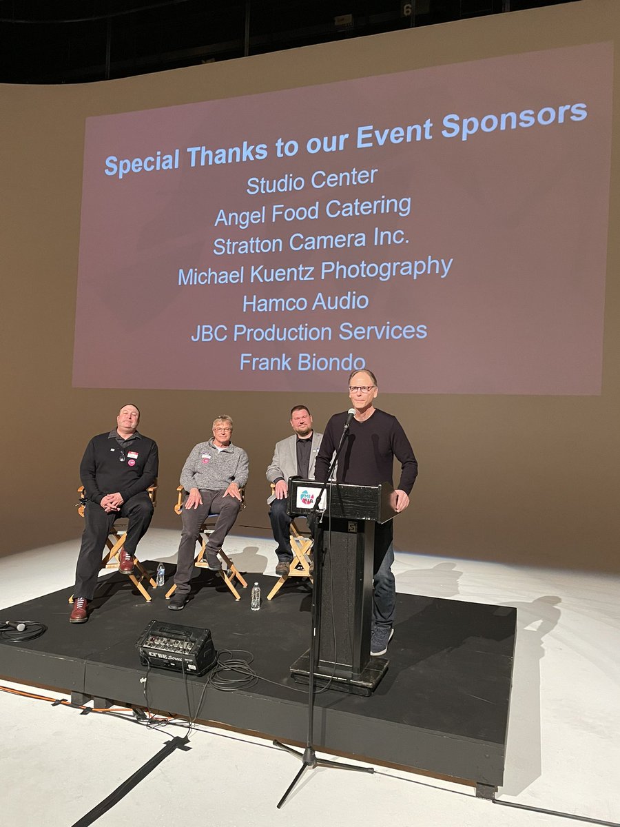MIFilmIndustry's tweet photo. 300+ people gathered for the #MiFIA Town Hall Meeting to socialize and hear details of the proposed #filmincentive for the state of Michigan. Stay tuned for upcoming events! https://t.co/YeozS5oFcw https://t.co/FaJEhhOpU0