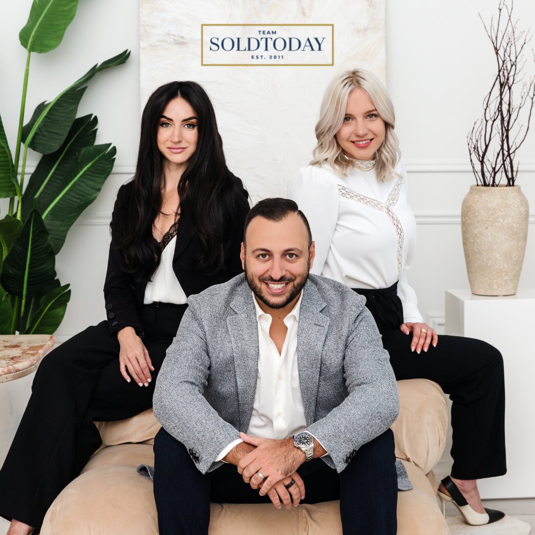 TeamSoldToday's tweet photo. Team Sold Today is a team of real estate experts with more than 20 years of experience combined. Their stellar track record of effectively closing deals can provide you with an enjoyable yet professional real estate journey!
#teamSOLDTODAY #torontorealestate #realestate https://t.co/rhfkkDEVsL