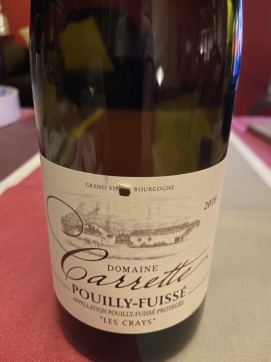 ChPaillet21's tweet photo. #Bu ce très joli #PouillyFuissé du domaine Carrette à #Vergisson #SaôneetLoire. 
Soirée beaucoup plus calme qu’hier soir 😉 https://t.co/miSlllts0B