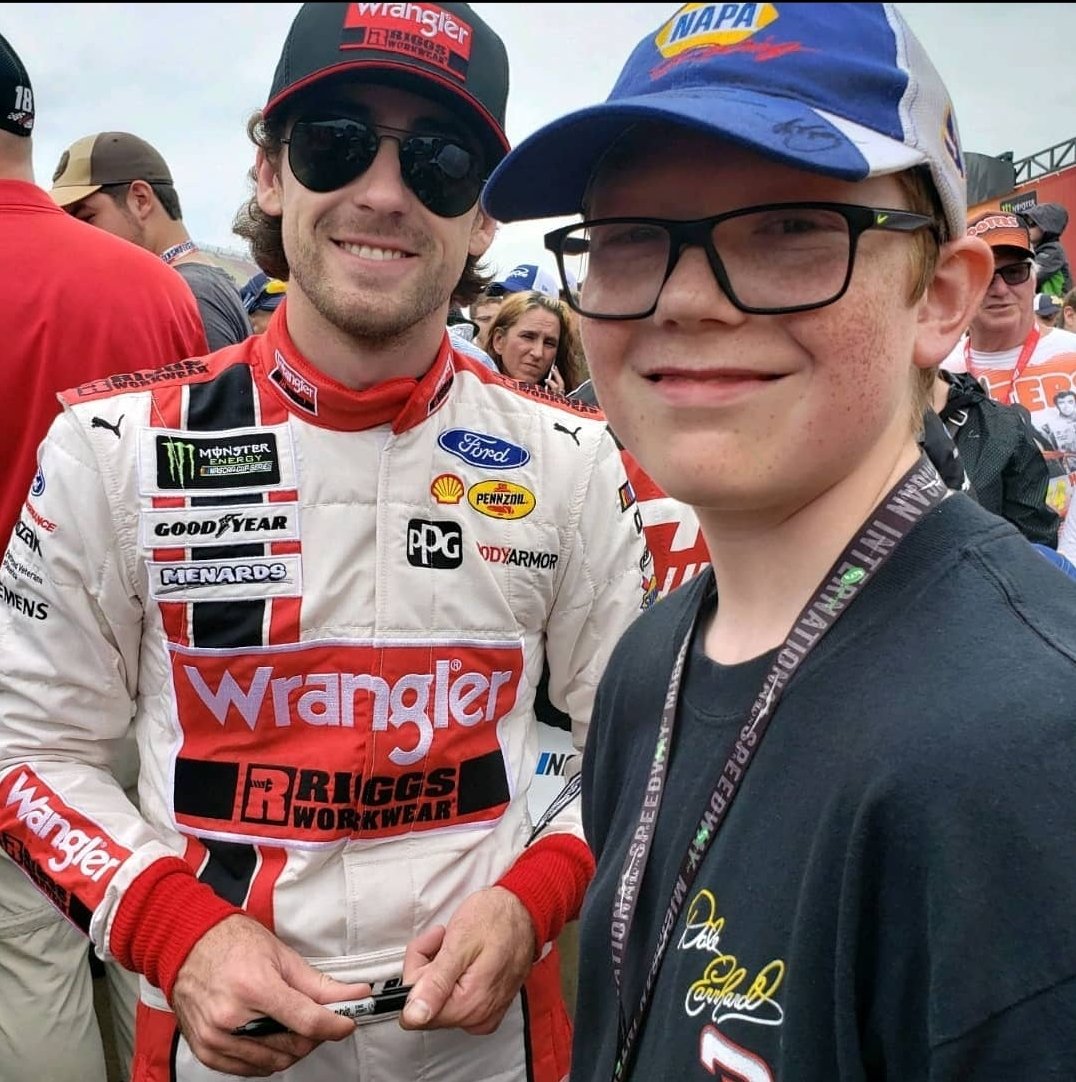 rohde219's tweet photo. @wurthracing @Team_Penske @Blaney Lets go get win number 8 today https://t.co/Q4uJrqIVFo