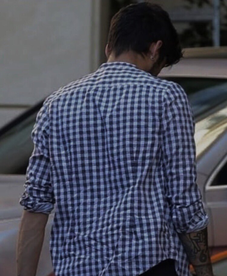 𝟐𝟓/𝟎𝟒/𝟐𝟐 — 𝟎𝟎:𝟏𝟓.

open.spotify.com/track/4oeaIftd…