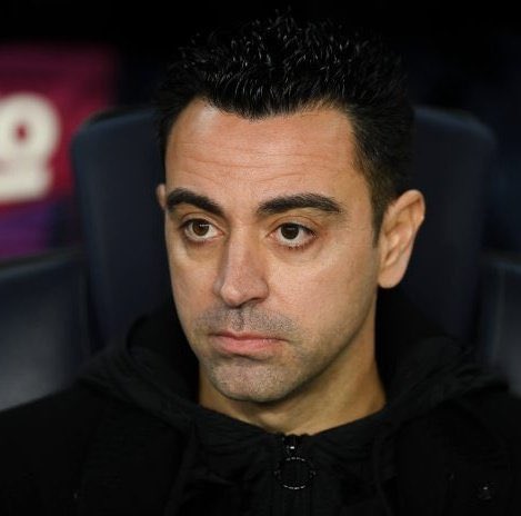 SabiasK_'s tweet photo. Ambos llegaron como parches. Ambos llegaron prácticamente con la labor de llevar una temporada de “transición”
Hoy Xavi perdió su 7 partido como entrenador del Barça
Cuando Zidane perdió su 7 partido como entrenador del Real Madrid, ya había ganado 8 títulos con la entidad blanca https://t.co/TXv1y2UENm
