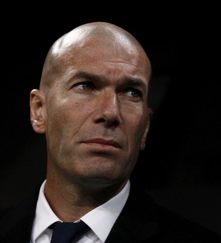 SabiasK_'s tweet photo. Ambos llegaron como parches. Ambos llegaron prácticamente con la labor de llevar una temporada de “transición”
Hoy Xavi perdió su 7 partido como entrenador del Barça
Cuando Zidane perdió su 7 partido como entrenador del Real Madrid, ya había ganado 8 títulos con la entidad blanca https://t.co/TXv1y2UENm