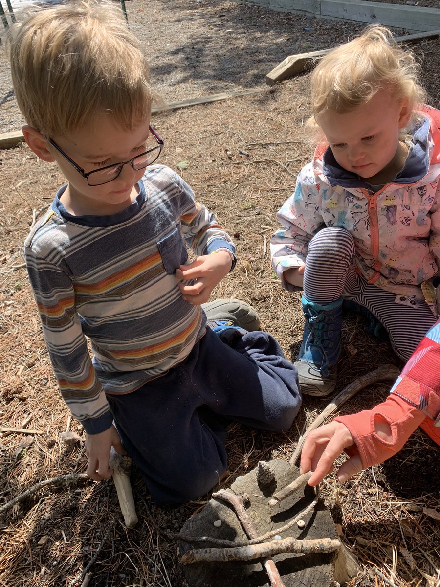 Doing a rock (what was awesome) stick (what will stick in your memory) and a leaf (something to “leaf” behind) to wrap up #stf2022 thanks to <a href="/EverActiveAB/">Ever Active Schools</a> <a href="/GEOEC/">GEOEC</a> <a href="/albertaHPEC/">HPEC Alberta</a> and <a href="/Rusty1122/">Court Rustemeyer</a> for an incredible conference. Personal and professional buckets are filled!