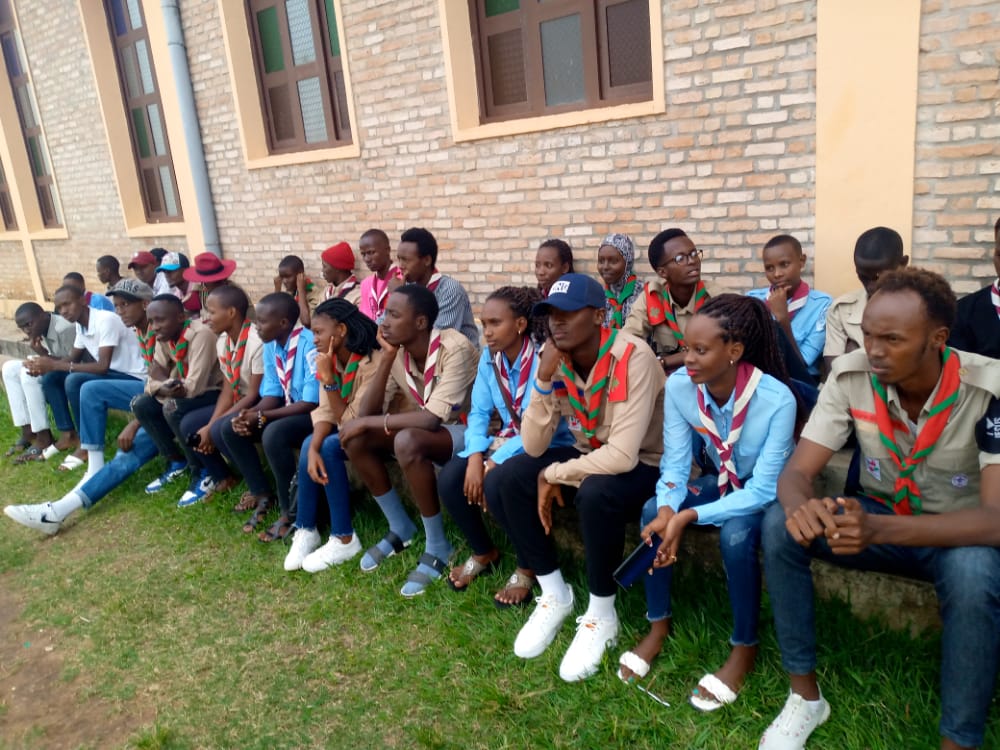 Oeuvres_Martins's tweet photo. et les convaincre à adopter un comportement responsable.
ce partant, d'autres activités sont prévues entre nos unités dans un proche avenir pour continuer à entretenir nos liens amicaux.
#FSMT1⚜️☘️
#ODD
#SSR #VSBG
#Pensezglobalagissezlocal
#Spreadinglove❤️ https://t.co/h6vbSZY4iu