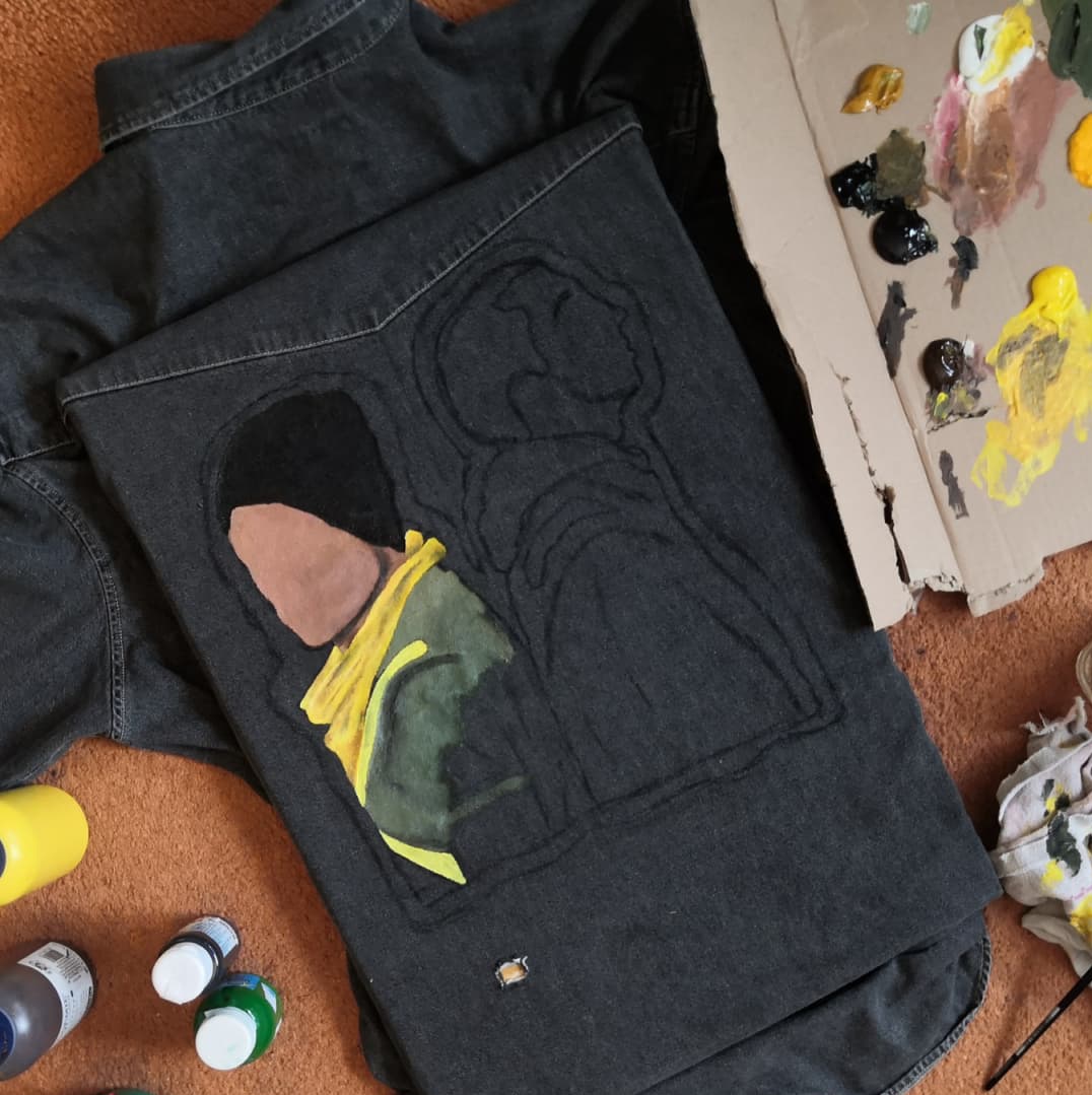 Bee_Bee_00's tweet photo. I found my dad's old jacket.
I put the boys on my dad's old jacket.
I'm wearing a dad's old jacket.
.
.
#Twentyonepilotsmerch #trench #intrenchimnotalone #scaledandicy #myblood #levitate #Twentyonepilots #cliqueart #artbyclique #cliques #demadontcontrolus https://t.co/8JRFypboL9