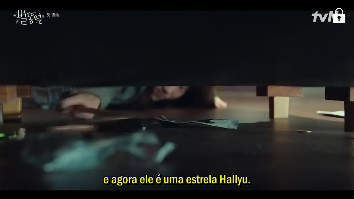 MilkChokitito's tweet image. Mano, pke ela na empurra o sofá pro lado e pega o celular? Sjsksks só tá perdendo ainda mais tempo #shootingstarsEp1 #kdorama