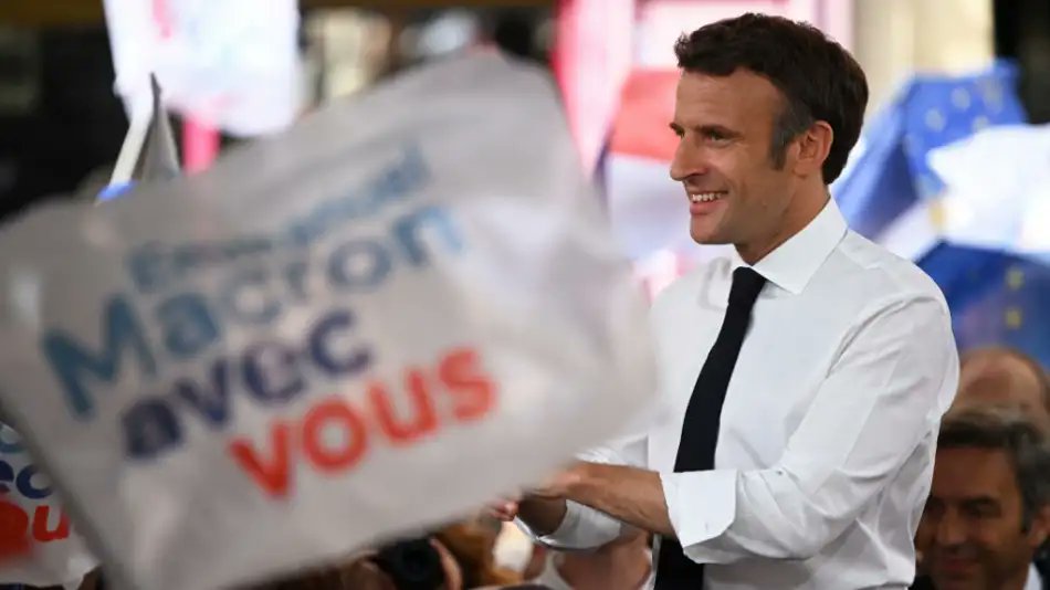 QueTendencias's tweet photo. "Macron"

Los franceses confiaron este domingo un nuevo mandato de cinco años al mandatario Emmanuel Macron en el balotaje frente a Marine Le Pen, que pese a perder logró el mejor resultado de la extrema derecha en una elección presidencial en el país. https://t.co/cOiAh5URpY