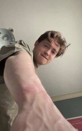cnnrstopper's tweet photo. a thread of all the new pictures and clips of kit connor :) https://t.co/6Lj9Hkx6LA