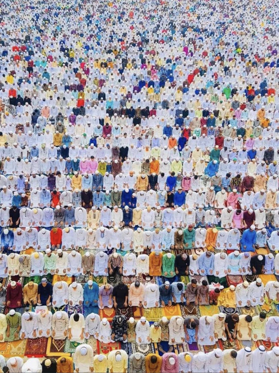 Isabgah's tweet photo. Retweet the beauty of Islam, let them see.❤️😍 https://t.co/jQeWRqf9OD
