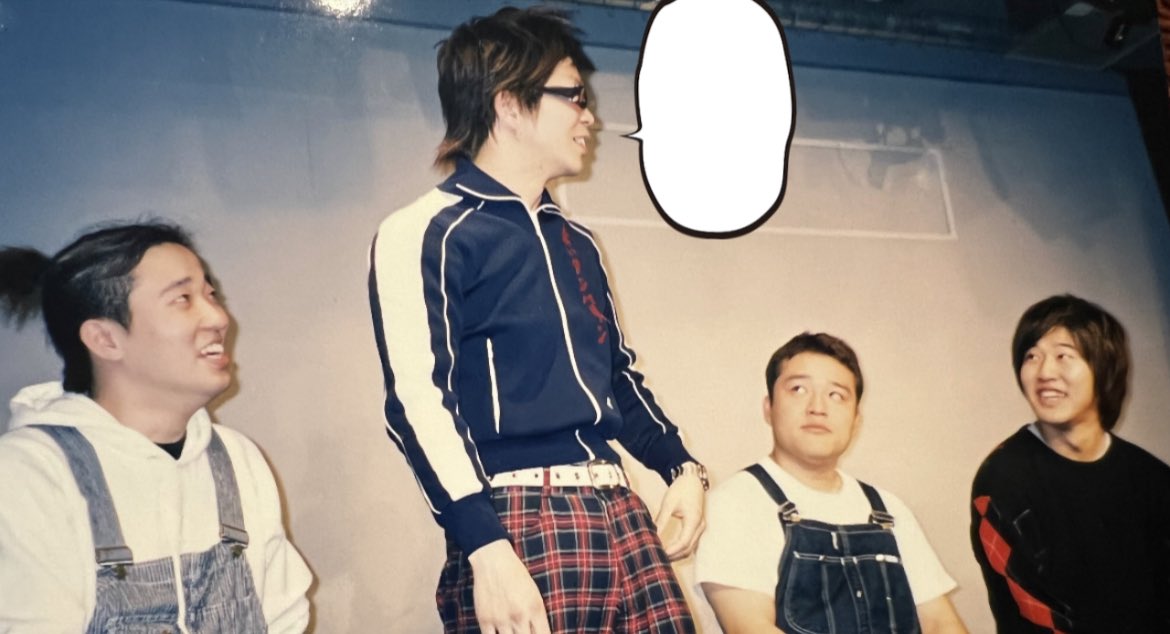 1pintandoku's tweet photo. おはようございます。

さて！この人は、いきなり立ち上がり
何と？言ったでしょうか。

#1週間ツイート企画 https://t.co/tgDgfPSX3P