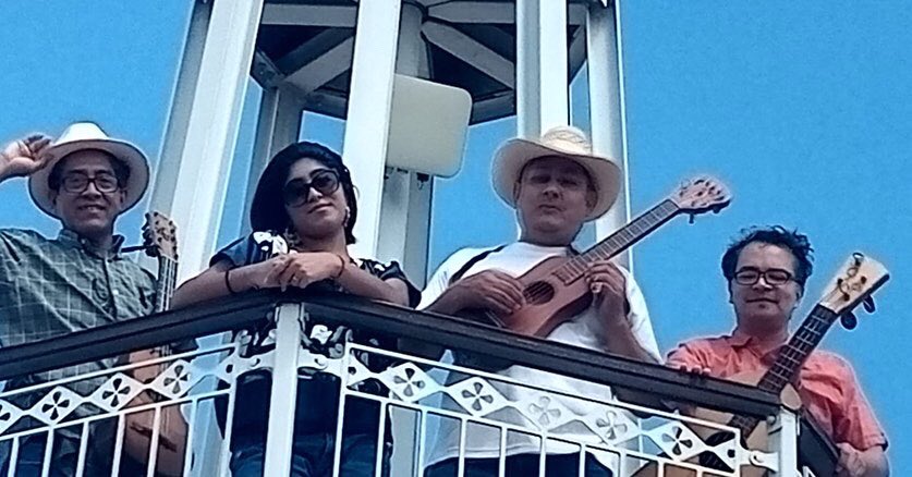 Chuchumbe1's tweet photo. Por las calles de La Habana, el Chuchumbé!

#30filh #FILHCuba2022
#FILH2022
#LeerEsCrecer https://t.co/IHq4zLyA7q