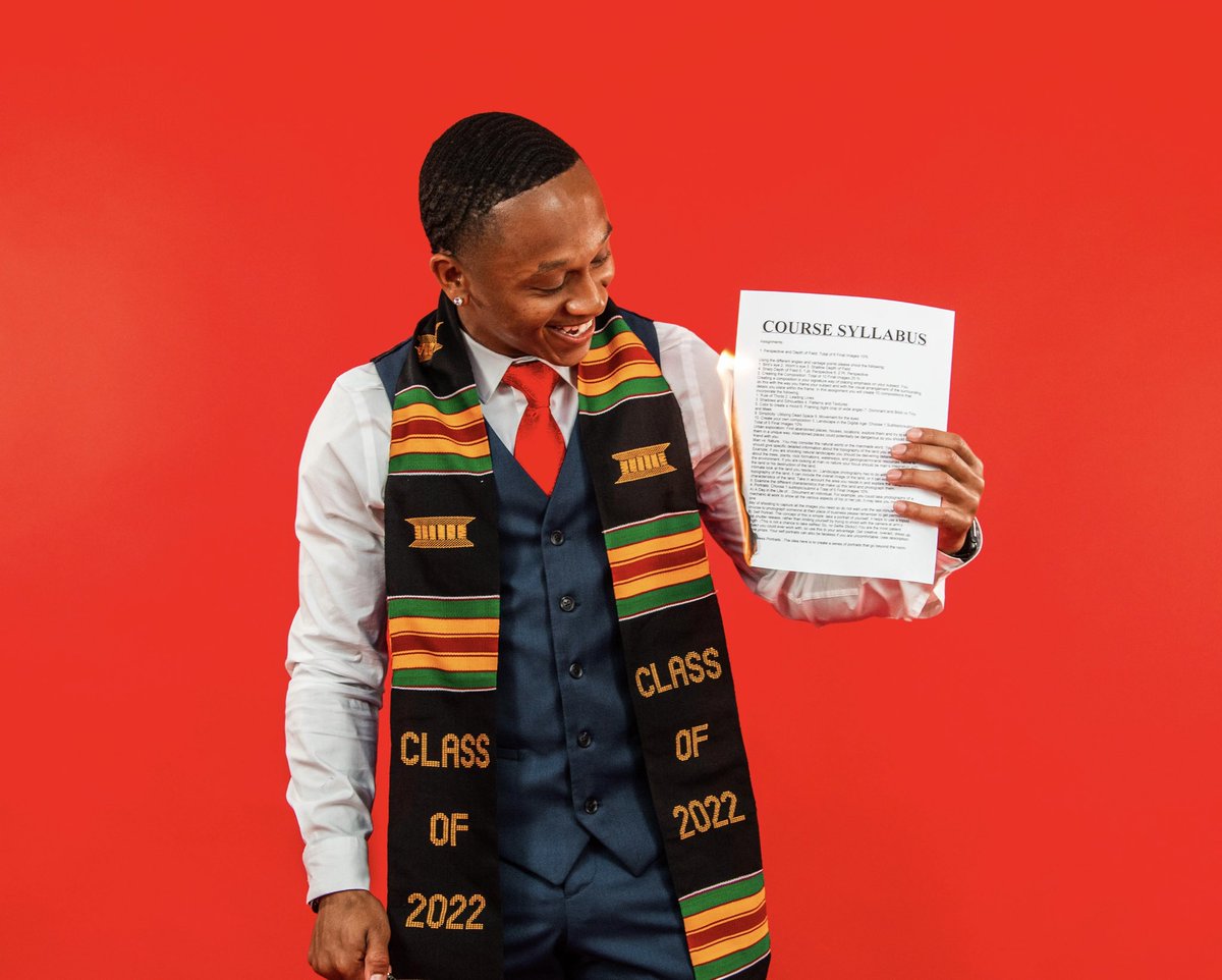 ksmileylewis's tweet photo. Yesterday’s price, is not today’s price 🎓

B.B.A in Management &amp; Minor in MIS ✅
7x on the Deans List ✅
Academic All American ✅

MBA…loading 💰 https://t.co/PoY2QUJ3KV