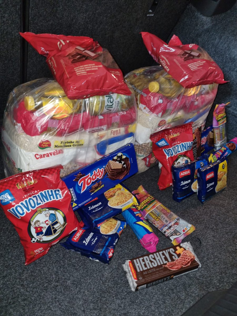 henriquelogico's tweet photo. Alimento pra doação com o dinheiro do code de apoiador dessa vez, tmj quem usa meu code na loja, eu posto essas coisas de doações pra vcs continuaram me ajudando e me apoiando nisso pq sem vcs não ia dar não, tmj CRIAS, lembrando ai valeu quem apoiou/apoia na loja vcs q compraram https://t.co/NLD9EROLVy