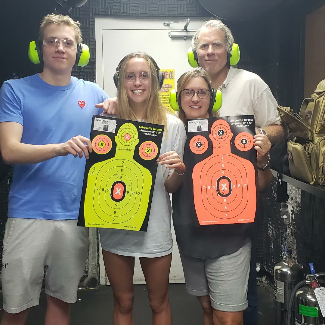 GunExecutive's tweet photo. They came back for more so we stepped up the challenge. Rotated teams of two incorporating several essential skills into a fun circuit. Who says you can't have fun and learn life saving skills at the same time?
#sarasotaflorida #bradentonflorida #executivegun #shoot4fun https://t.co/b8X2LScVcz