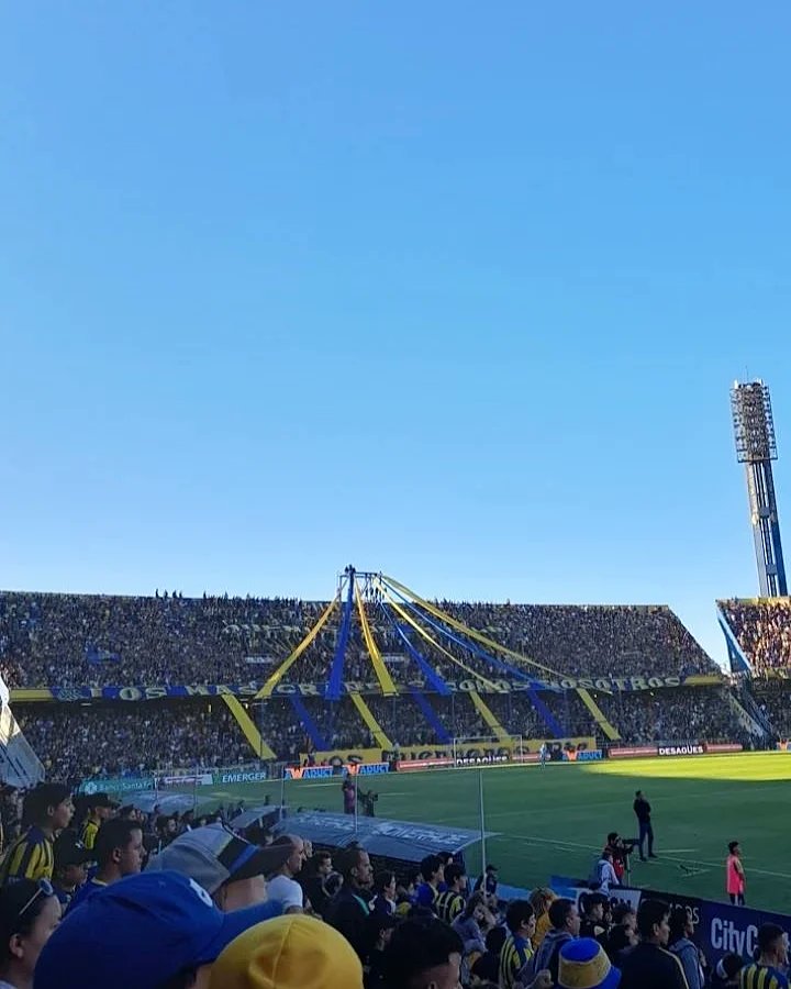AgrupacionCA's tweet photo. Últimos en el torneo. Sin embargo la gente estuvo apoyando igualmente.

¡¡Así es este amor!! https://t.co/3SDqDo03Hl