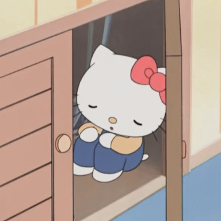 sleepy hello kitty ♡