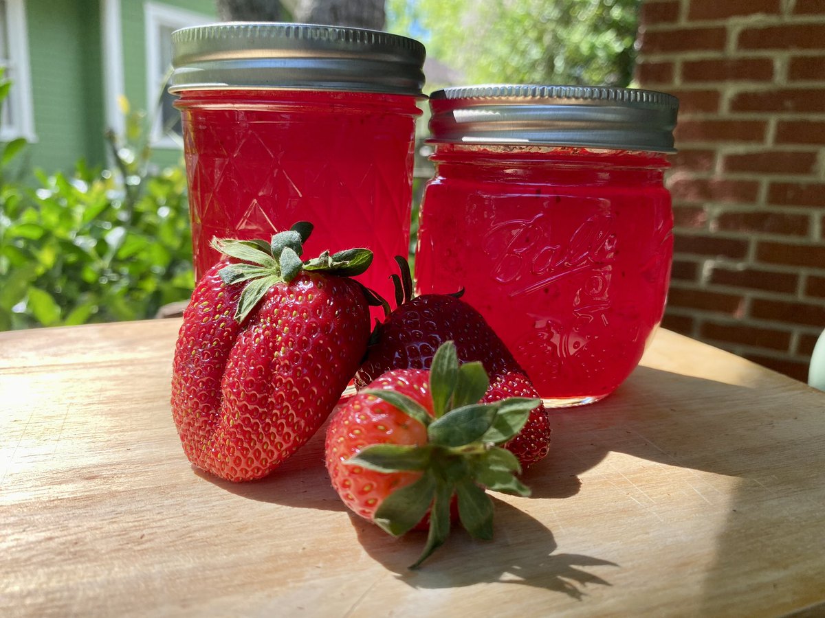 alisonrauch's tweet photo. Tried my hand at making strawberry jelly this weekend 🍓 Had a great day at @cottle_farms picking the berries and learning the canning process! #certifiedscgrown https://t.co/hzhxvO1MVs