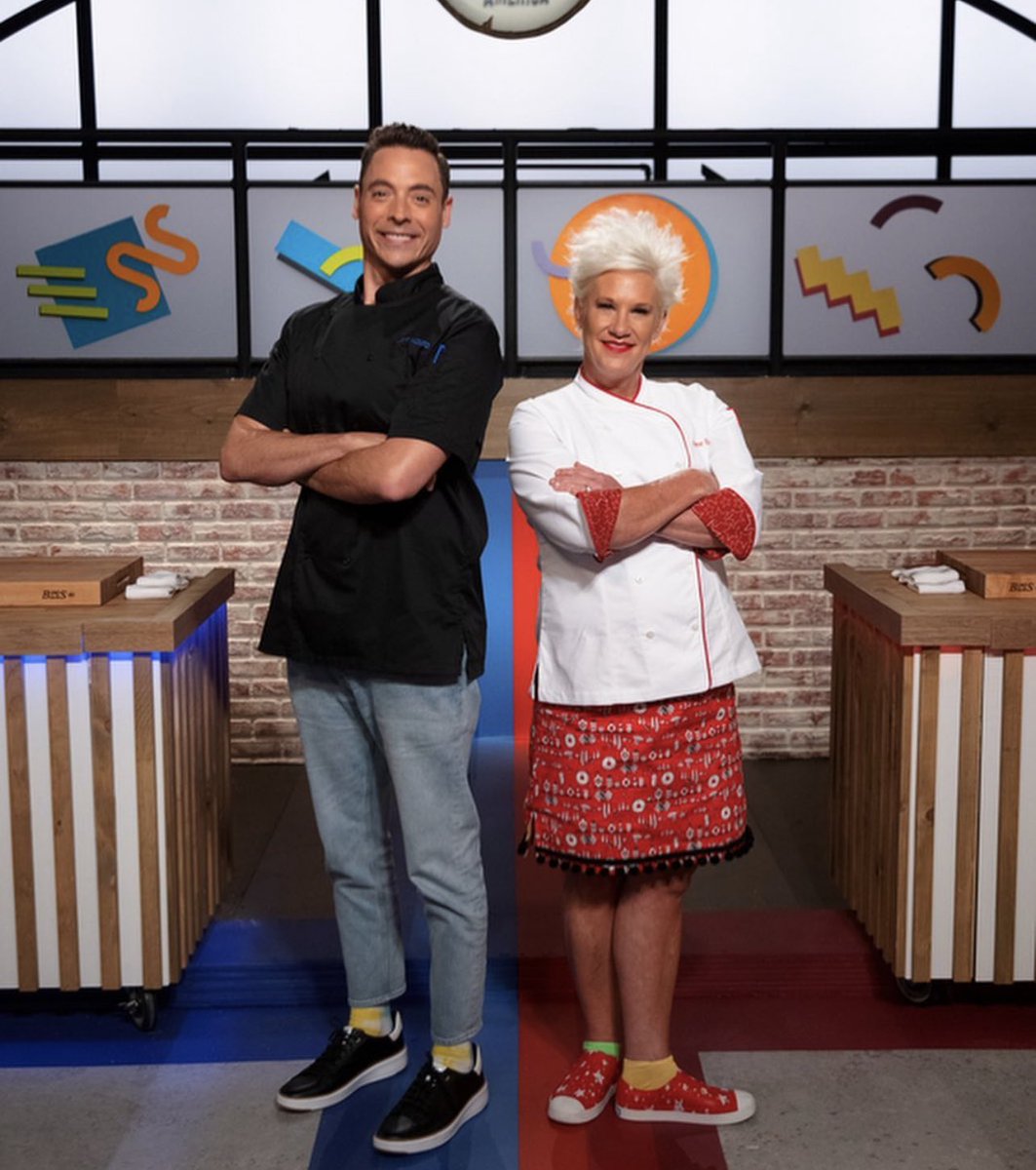 gzchef's tweet photo. #worstchefs premieres tonight @FoodNetwork !! I am so excited to watch my dear friends @JeffMauro and @chefanneburrell. Tune in 9pm est! https://t.co/LO1gexZ3Jc