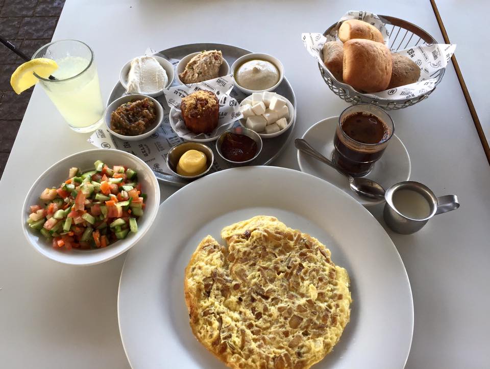 IsraelTaipei's tweet photo. 💪Full energy for Monday.🇮🇱

#TelAviv 
#israelibreakfast https://t.co/vpVTdLrJKU