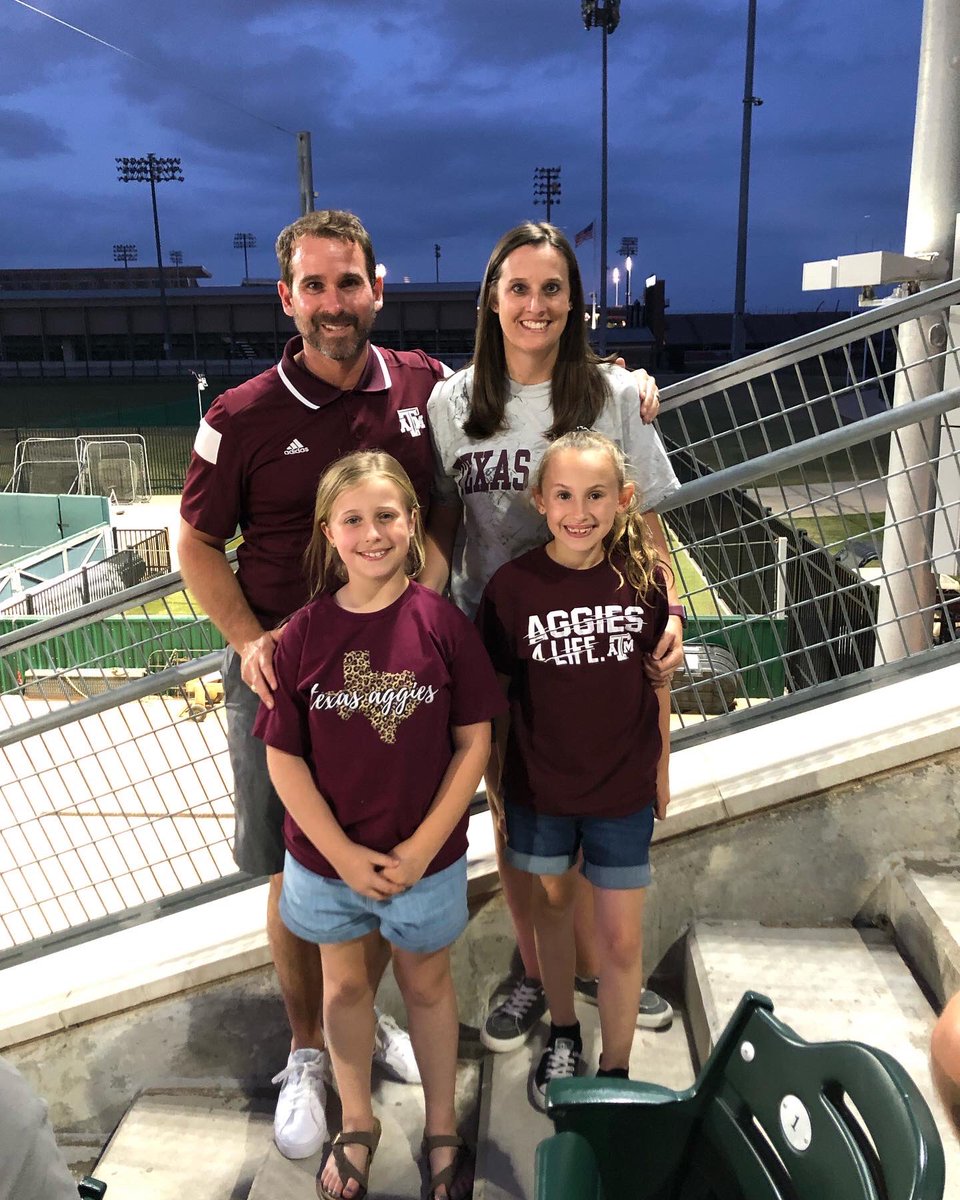 ktj82's tweet photo. Awesome Aggie sports weekend! Aggie softball win against Bama on Saturday and Aggie baseball win today against the Hogs! @AggieSoftball @AggieBaseball @AggieAthletics #DavisDiamond #OlsenMagic https://t.co/QtgoCOQHUY