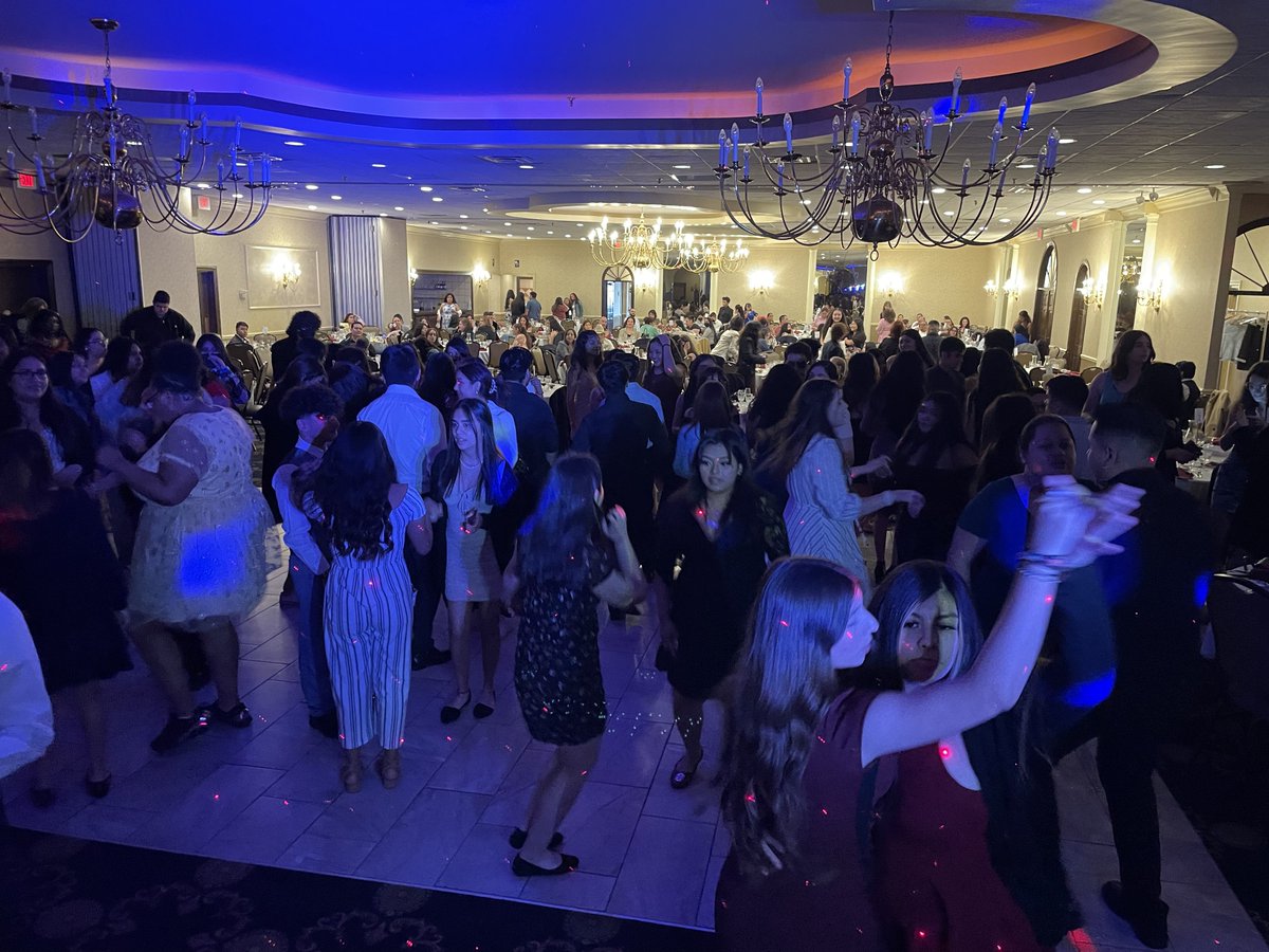 Mr. Januszyk tweet media