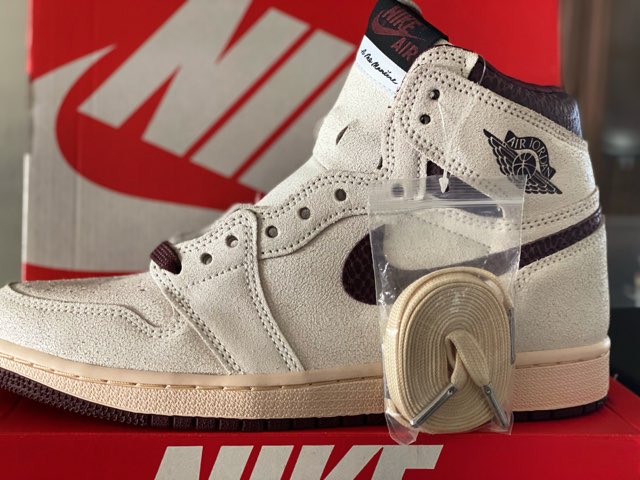 j3_kix's tweet photo. Dm for deets #sneakerheads #Sneakers https://t.co/MLs7jWJ4Nm
