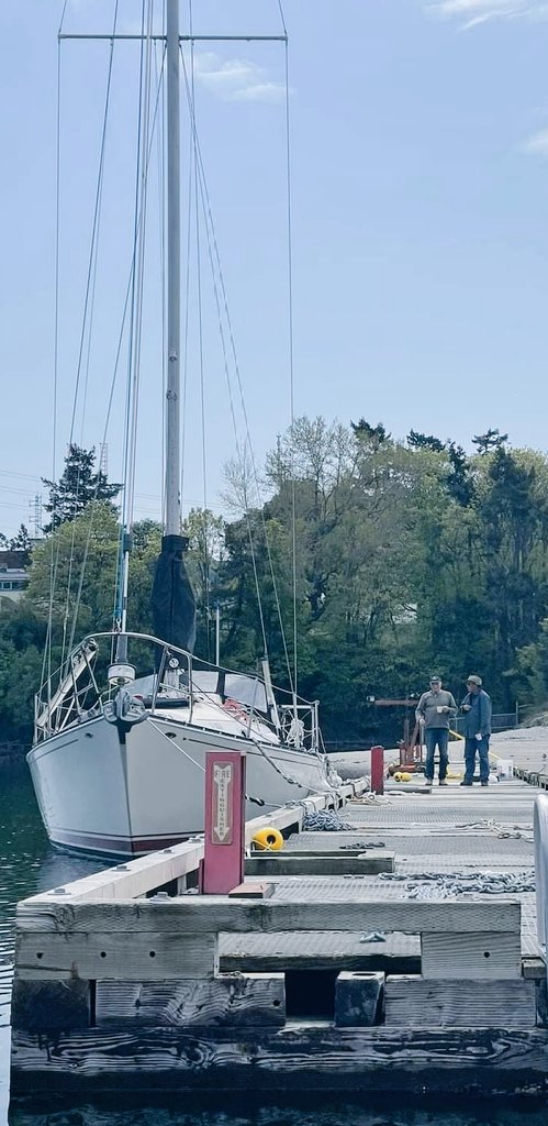 As the day comes to and end, we can be proud and excited at how much movement was made this weekend! Major shoutout to all the volunteers that are workkng non stop to get this done by Friday! #volunteer @MARPAC_FMARP <a href="/CFBBFCEsquimalt/">CFB BFC Esquimalt</a> <a href="/AngusTopshee/">Kraken 38</a>