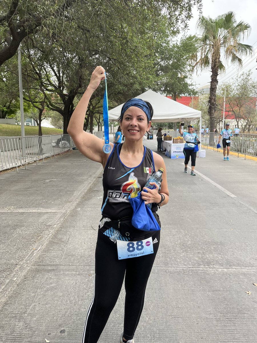 narcesita's tweet photo. Hoy hice 10K #CarreraAzul #muyAzul #autismoarena, entrenando para @21kCoahuila https://t.co/SNxVI1r01a