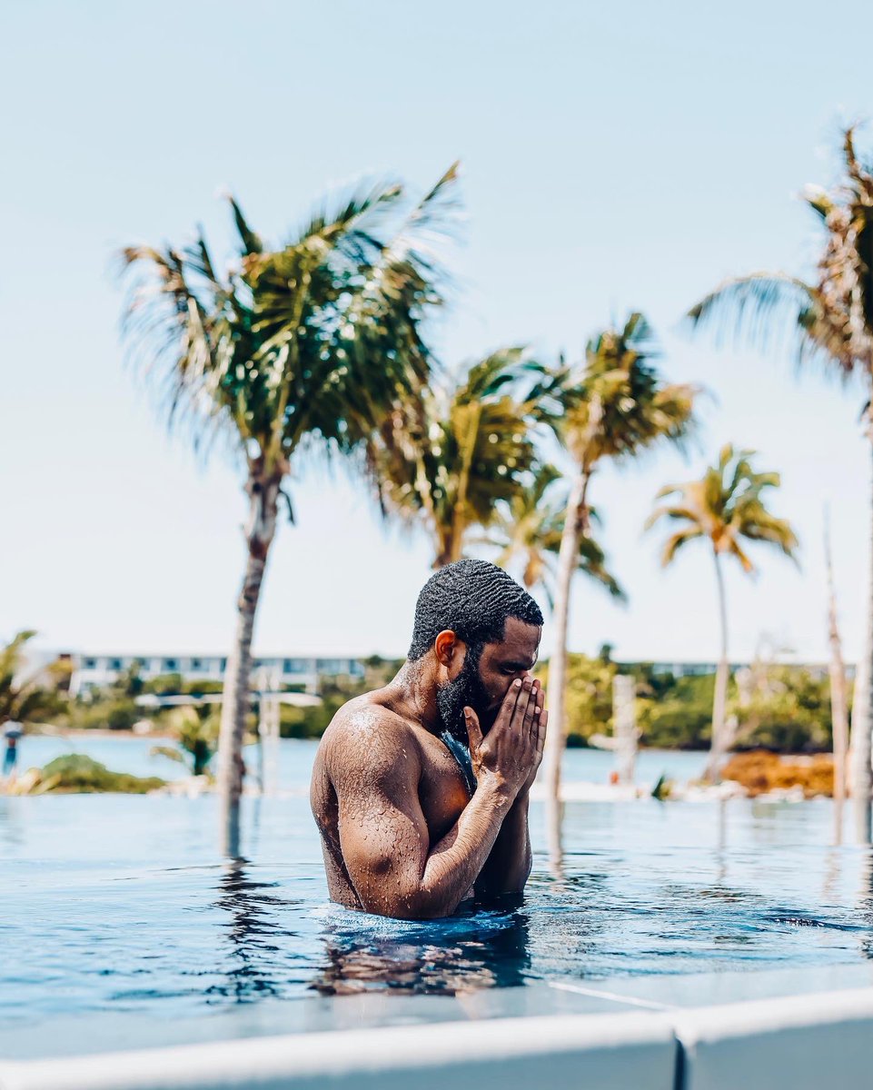 _DJWake's tweet photo. Figuring out how to turn vacations 🇲🇽 into a forever thing https://t.co/U3kpIfOSMn