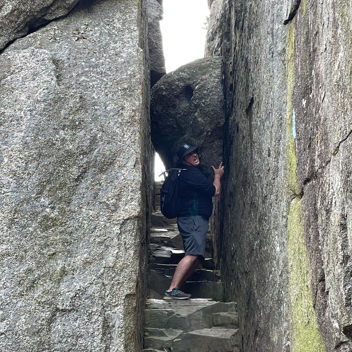 BrianCoxWSOM's tweet photo. A great weekend adventure to VA this weekend with our Assistant Director, Nick. Nick is not only great at teaching our Marching Titans, but he is a great hiking buddy too! I learned that hiking and rock climbing is sometimes more of a mental challenge than a physical one. https://t.co/pPo8yMMe2P