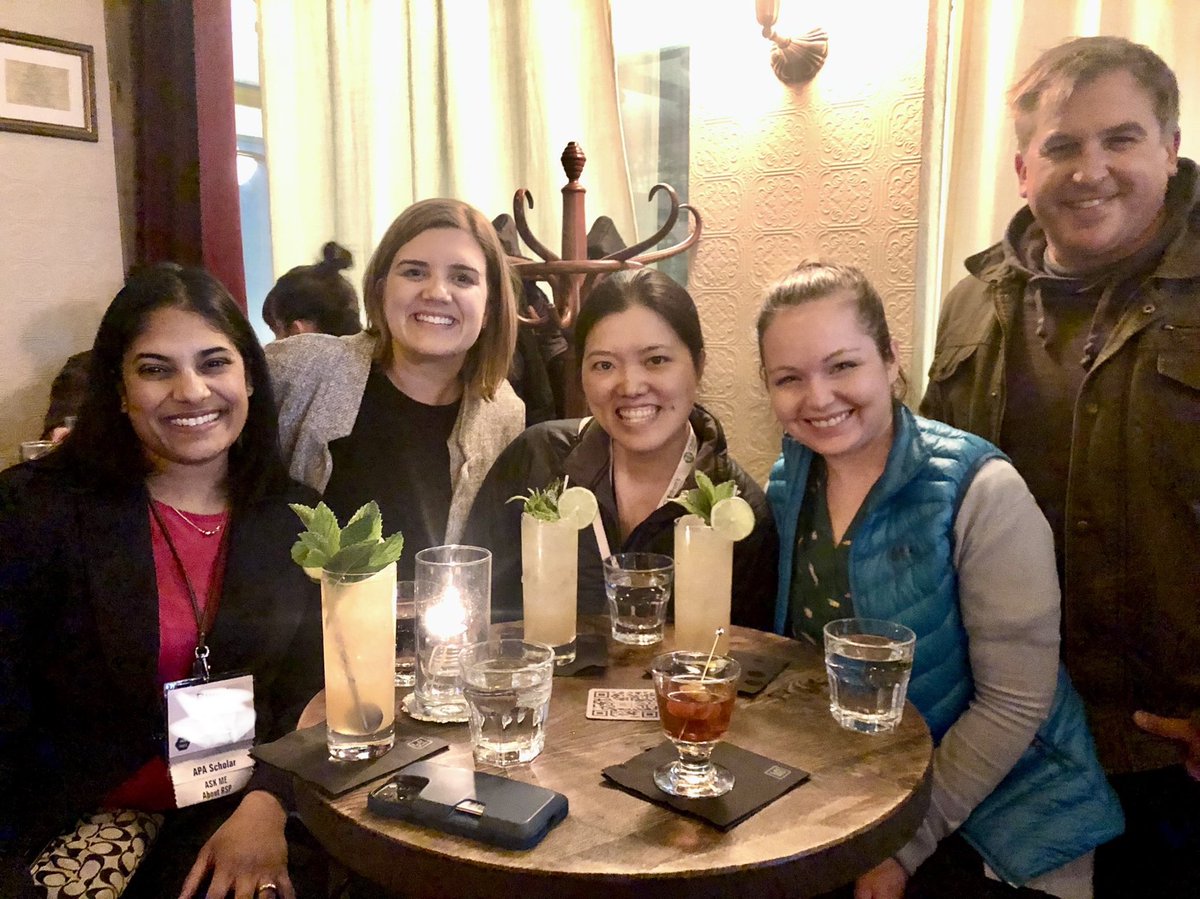 DrVictoriaChen's tweet photo. Happy RSP graduation to cohort 5 ⁦@PASMeeting⁩! 
#PAS2022 https://t.co/nMuflzAMx9