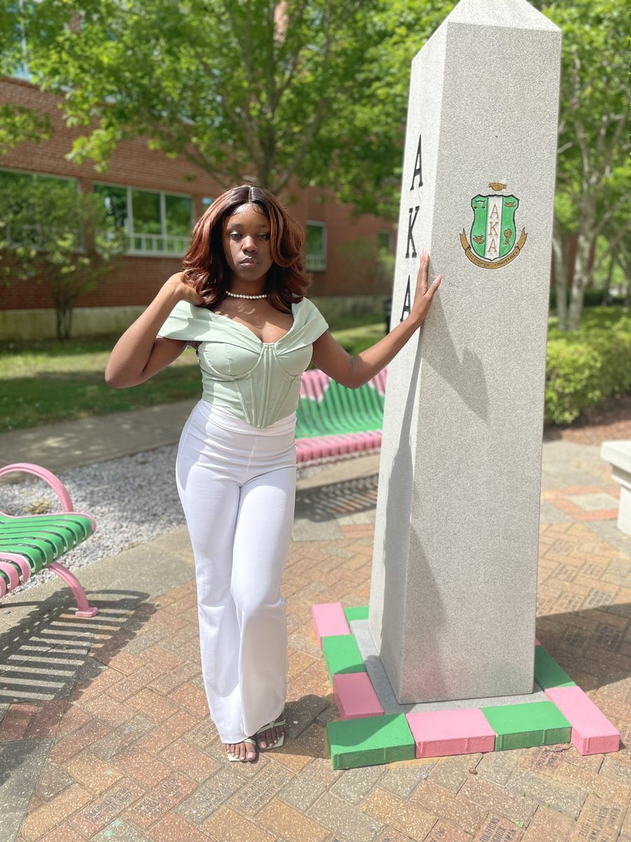 jessicarenaeee's tweet photo. PHirst Charter Day ! 💗💚 https://t.co/ZaOBXtSX6F