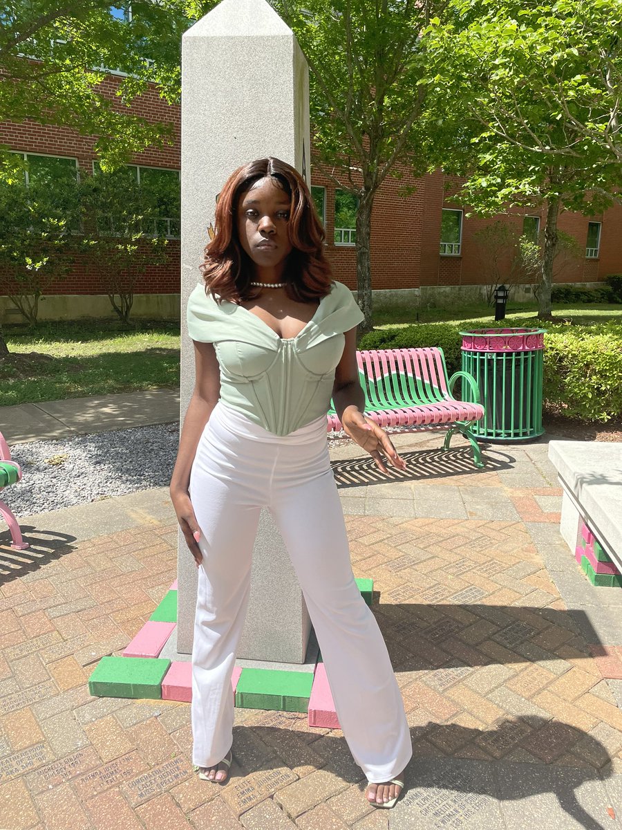 jessicarenaeee's tweet photo. PHirst Charter Day ! 💗💚 https://t.co/ZaOBXtSX6F