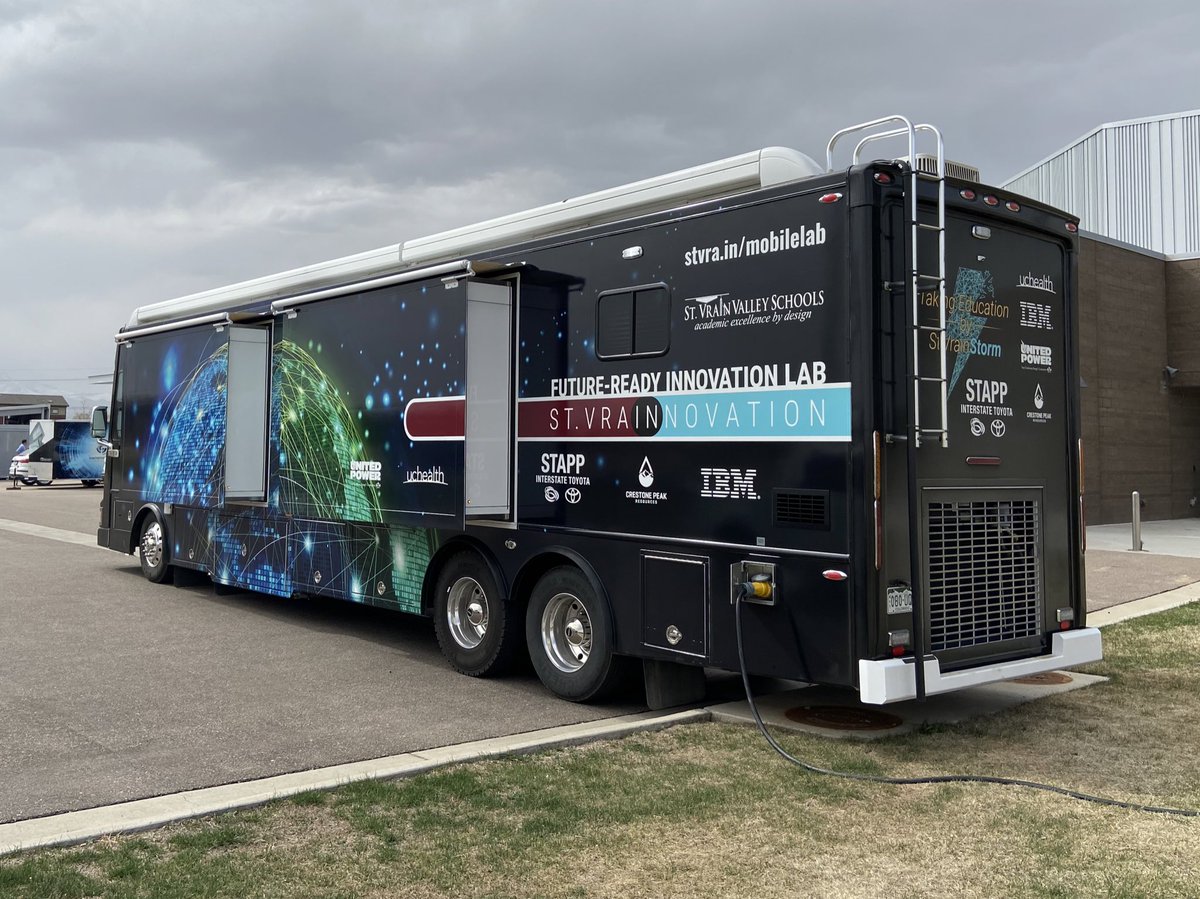 willisowen01's tweet photo. Iβm looking forward to visiting Skyline High School on Tuesday from 4:00 pm to 6:00 pm with the Mobile Innovation Lab for the #DesignGuild event. Hope to see you there! #StVrainStorm @stvrainnovation @SkylineFalcons https://t.co/k6ySdSlTG1