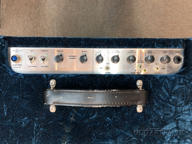 electric_gp's tweet photo. Nancy社プロデュース、Zinky Blue Velvet NS-2中古‼︎
お洒落な外観からは想像出来ない、超ハイクオリティなサウンドを放つ銘器!
2チャンエル仕様で歪みも絶品!!
早いもの勝ち!?
https://t.co/PGHdvXGr23
#tubeamp #Zinky https://t.co/a8JQEqlGhk