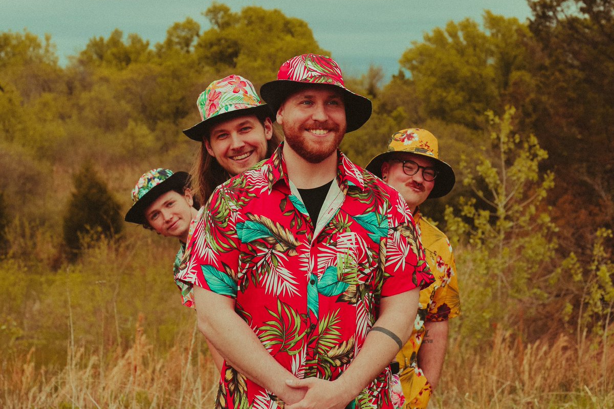 AfloatBand tweet media