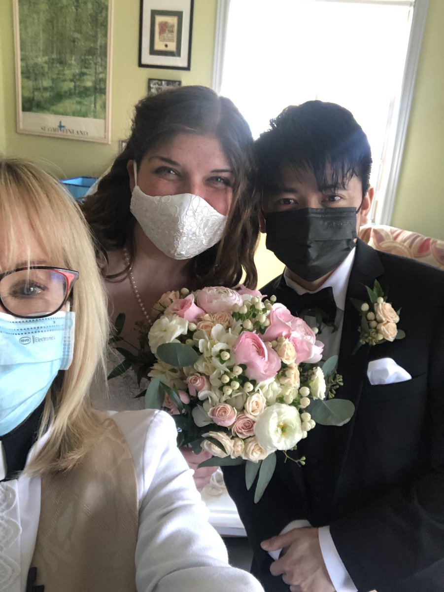 Sunday #weddings promise extra blessings. Congrats to this happy couple 💕