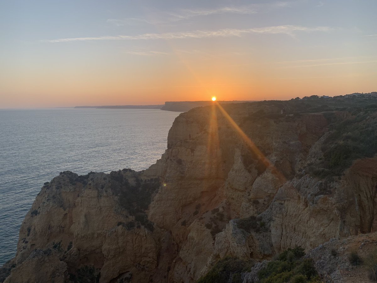 moffat55's tweet photo. Alright alright alright… first off strategic planning with the first photo 😬 second off I met this dude from  wales who’s drink said thug life (he was not a thug), and third, one of the best sun sets I’ve ever seen🌞 https://t.co/SEhNBCcHPR