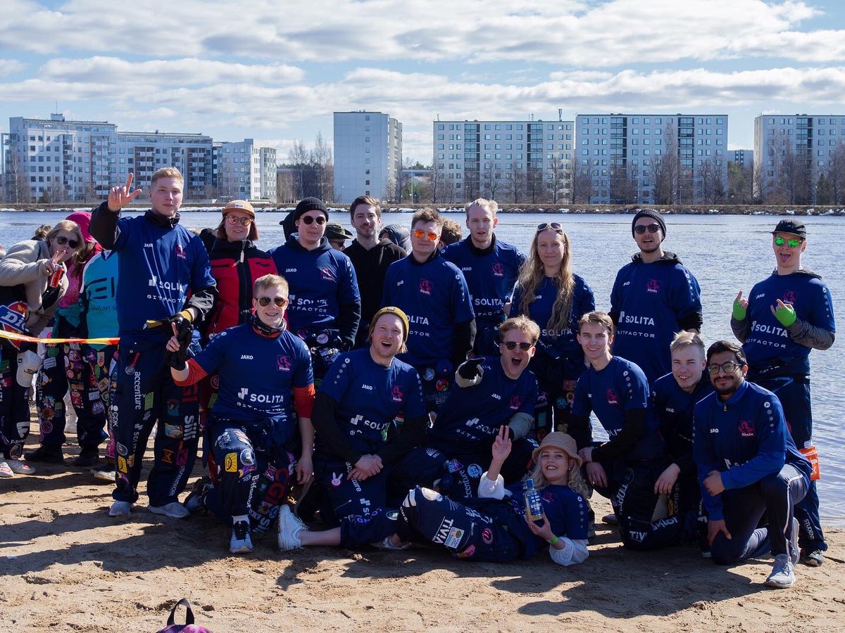 blanko_ry's tweet photo. Käytiin eilen soutelemasssa! 🚣‍♂️ https://t.co/n0Z7IrUyq9