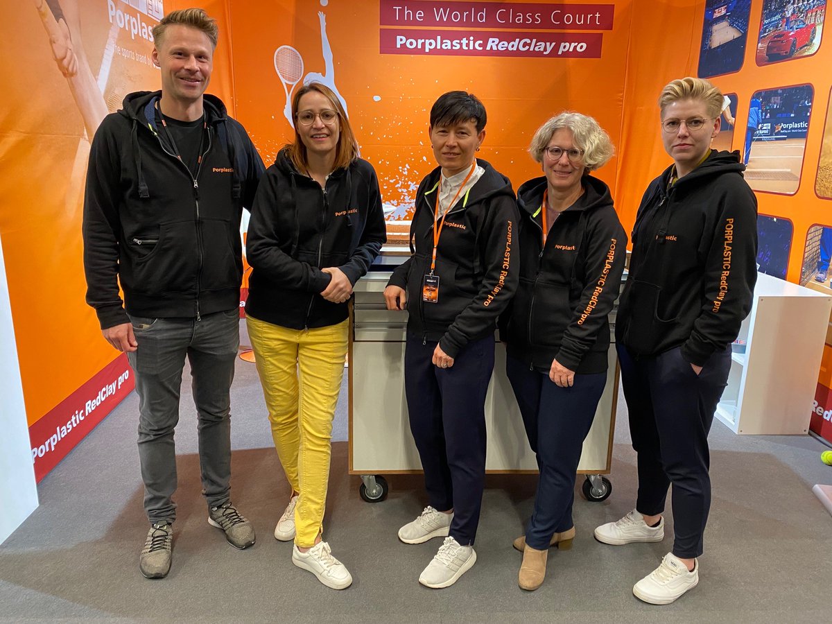 ViacorPolymer's tweet photo. Great #team! At our booth we played, won, laughed and we are excited to see who will win the main prizes in our raffle. A great #experience.
Congratulations to @iga_swiatek in singles and Demi Schuurs & Desirae Krawczyk in doubles.
#PORPLASTIC RedClay pro #tennis #court https://t.co/P0IpdweHEk