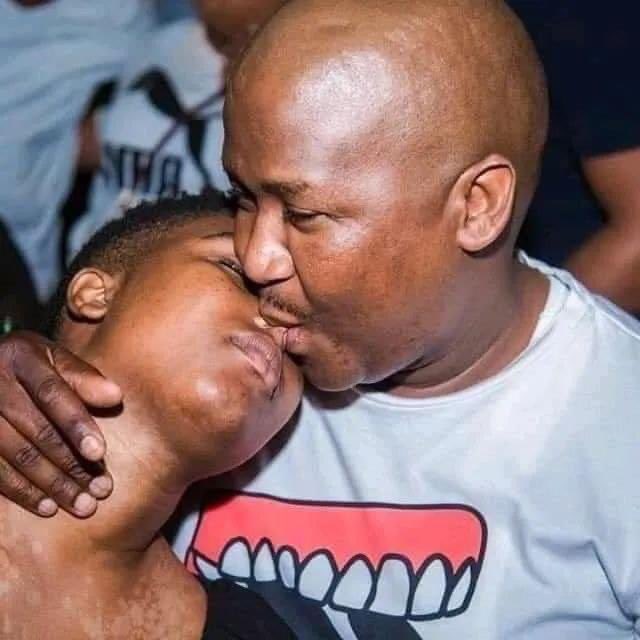 Fana261's tweet photo. @AdvoBarryRoux Yey kunzima la https://t.co/xx5DTFtImE