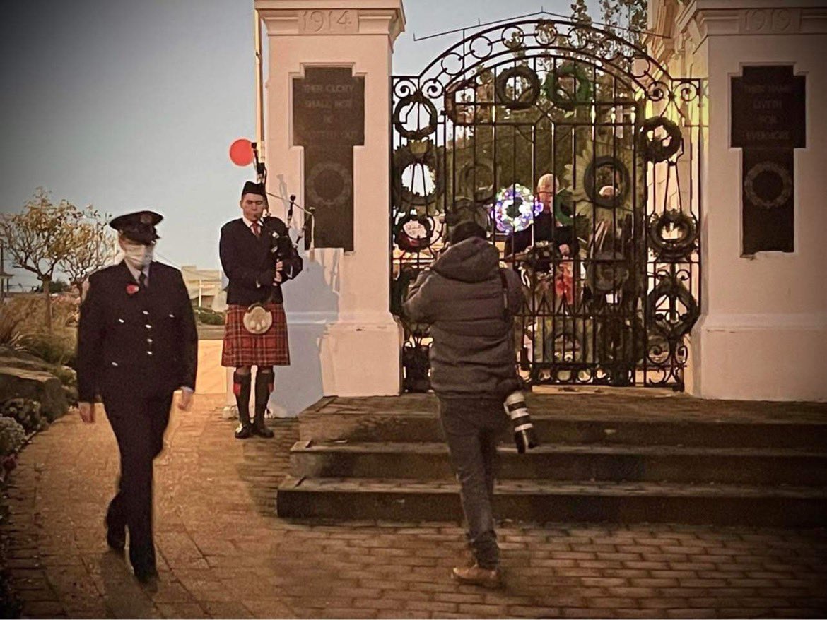 Royal New Zealand Pipe Bands’ Association (@rnzpba) on Twitter photo #AnzacDay #AnzacDay