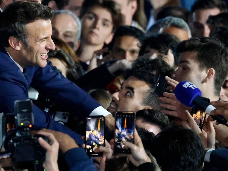 Le_NouvelObs's tweet photo. « Emmanuel Macron, grand perdant de sa réélection », par Agathe Cagé https://t.co/WeTcpmo6Bj https://t.co/M13FBsuZu3