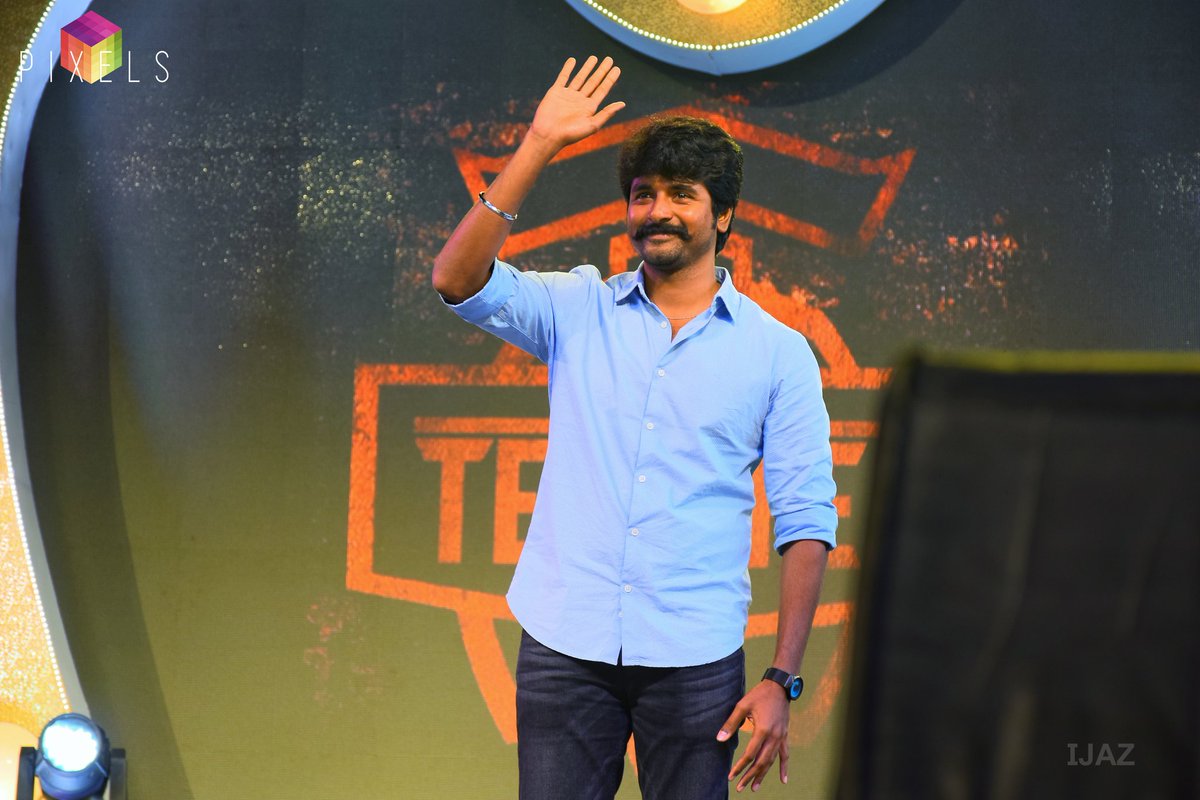 saas_ceg's tweet photo. Major throwback to #techofesawards2018 when Namma veetu pillai @Siva_Kartikeyan and team #velaikkaran decorated the eve with their auspicious presence!

#Techofes #T'75 #annauniversity https://t.co/SWUj9HmIV5