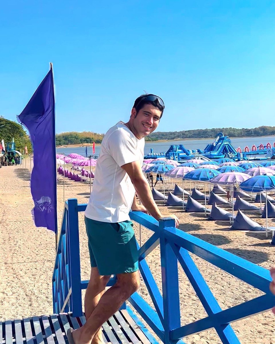 gv_for_g3rald's tweet photo. 🙏🏼😍😎🫶🏼🫰🏼🔥
•
Beach bae spotted in the Hottest Summer Destination in the North!😍 @andersongeraldjr is the FIRST EVER INFLATABLE ISLAND AMBASSADOR!! 😱🌴🌊
IG: inflatableisland
#GeraldAnderson
#InflatableIslandPh
#InflatableIsland
#PaoayLakeWaterPark https://t.co/AwyyoUJYV4
