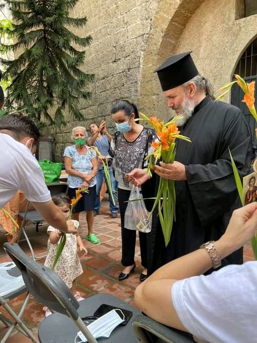 Ecumenismo en #Cuba. Eso también forma parte del respeto a los Derechos Humanos.
Hoy celebración de Pascuas ortodoxa en La Habana una lección a quienes critican y a las nuevas corrientes religiosas principalmente evangélicas que buscan apoyo al Norte de Nuestra América..